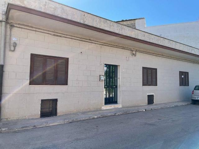 Palazzo in vendita a Puglia, Taranto