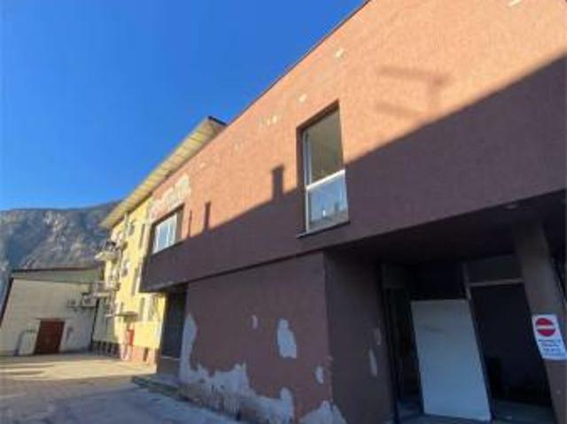Palazzo in vendita a Territorio Val d'Adige, Trento