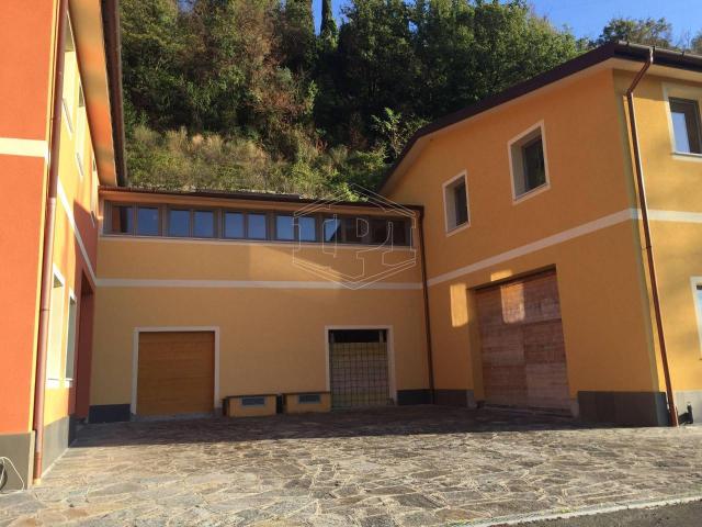 Palazzo in vendita a Sant'Ambrogio, Zoagli