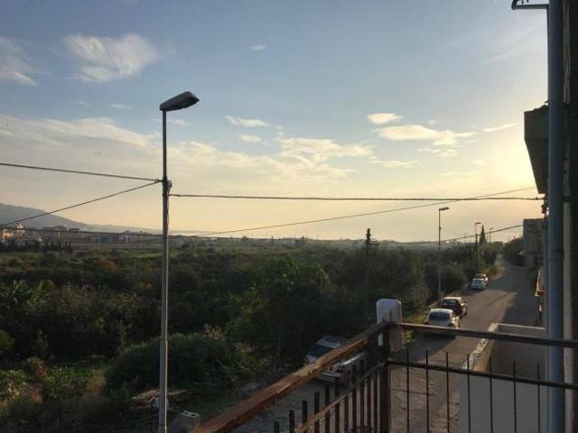 Palazzo in vendita a Calabria, Reggio Calabria