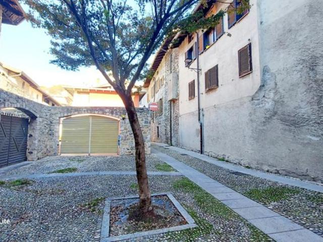 Terreno in vendita a Comunità montana della valle Camonica, Cividate Camuno