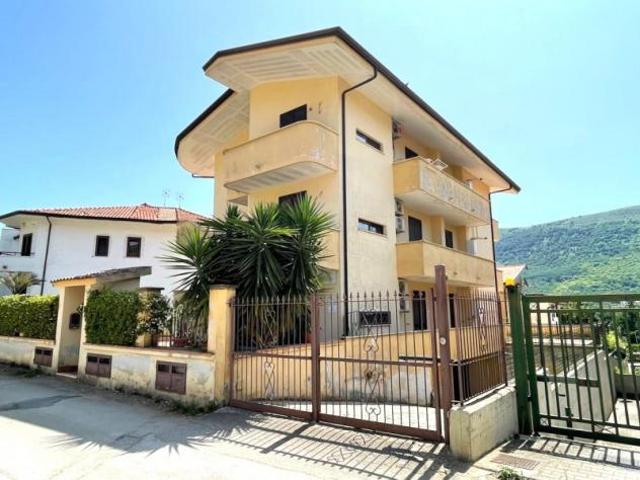 Terreno in vendita a Valle Di Maddaloni, Campania