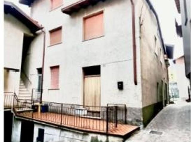 Terreno in vendita a Darfo Boario Terme, Brescia
