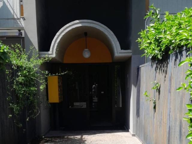 Palazzo in affitto a Carrassi, Bari