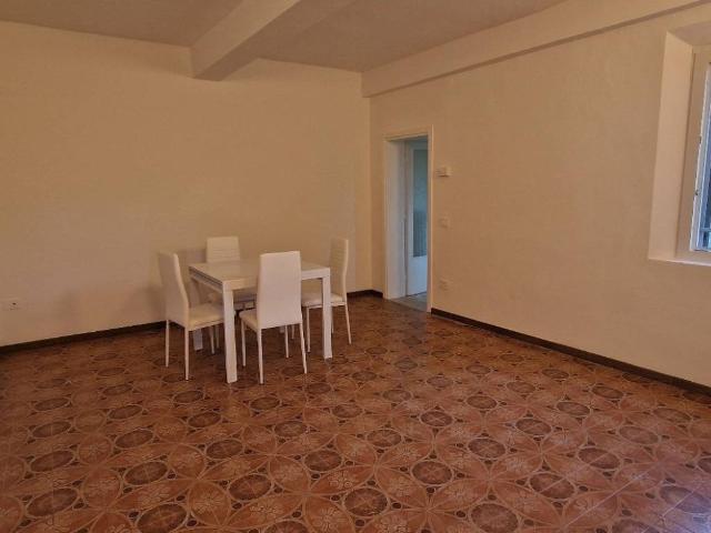Palazzo in affitto a Unione delle Terre d'Argine, Carpi