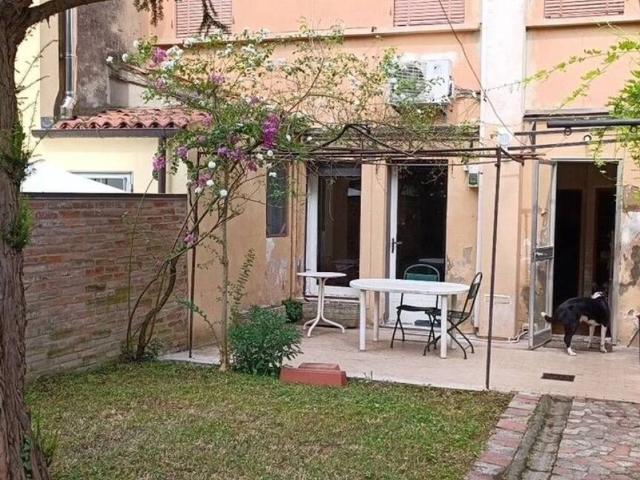 Palazzo in affitto a Quacchio, Ferrara