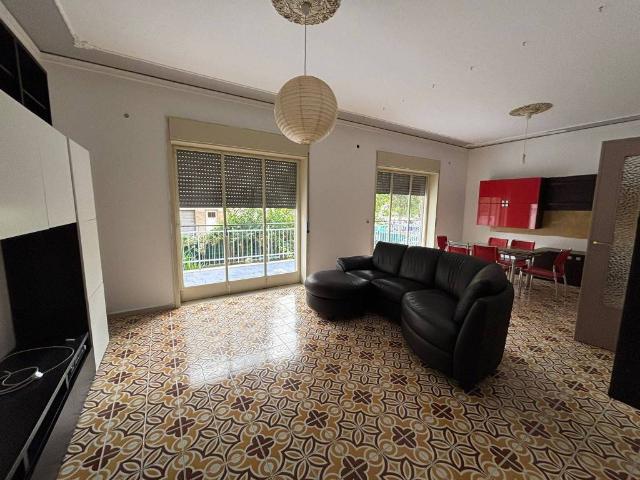 Palazzo in affitto a Lentini, Sicilia