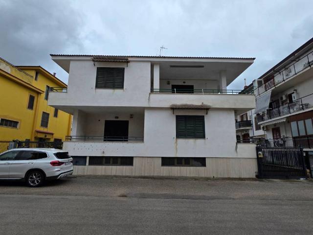 Palazzo in affitto a Faibano di Marigliano, Marigliano