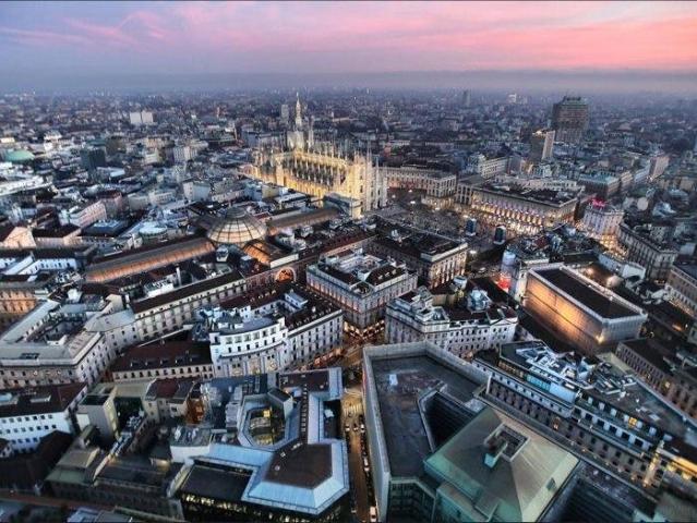 Palazzo in affitto a Milano