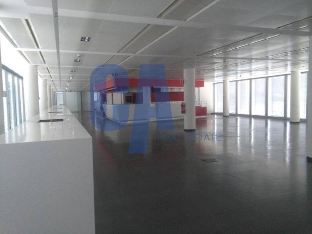 Palazzo in affitto a Municipio 6, Milano