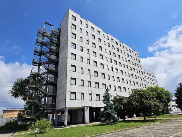 Palazzo in affitto a Municipio 3, Milano