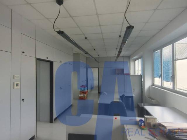 Palazzo in affitto a Municipio 6, Milano