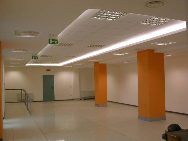 Palazzo in affitto a Municipalità 3, Campania