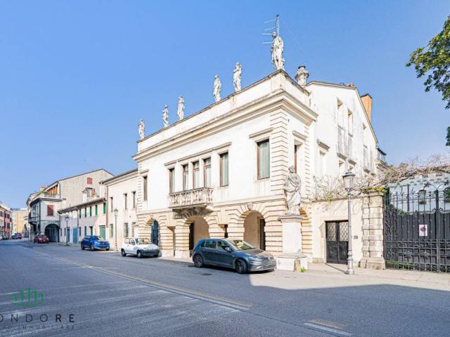 Palazzo in affitto a Stanga, Padova