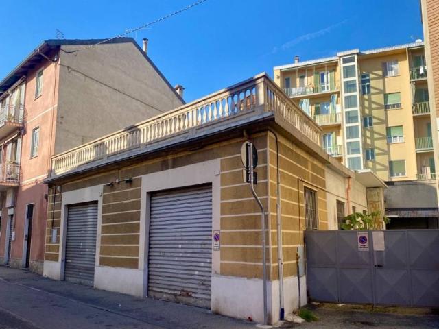 Palazzo in affitto a San Luigi, Pinerolo