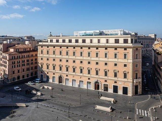 Palazzo in affitto a Municipio Roma I, Roma Capitale
