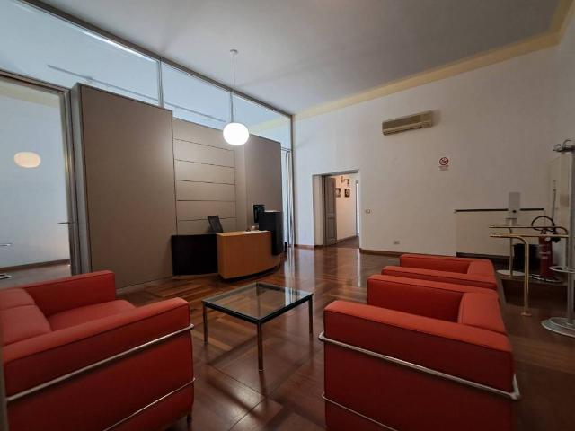 Palazzo in affitto a Municipio Roma I, Roma Capitale