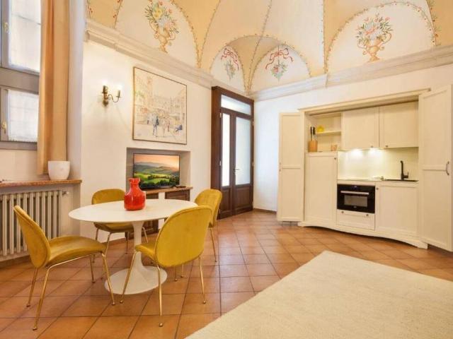 Palazzo in affitto a Centro storico, Brenzone