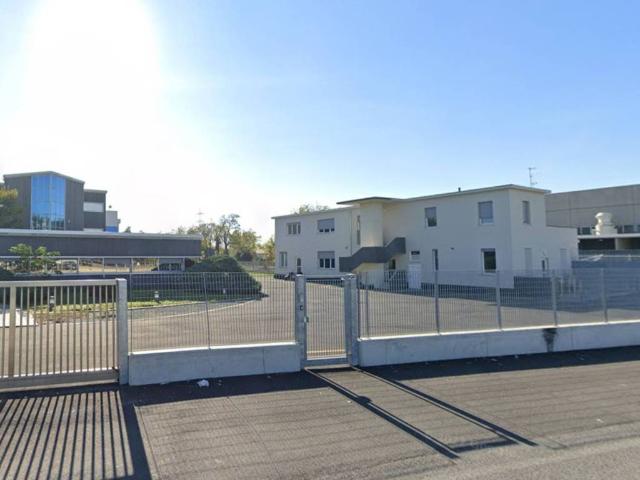 Palazzo in affitto a Vignate, Milano