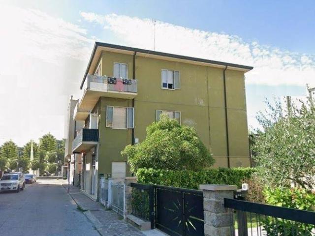 Palazzo in vendita a Abano Terme Bagni, Veneto