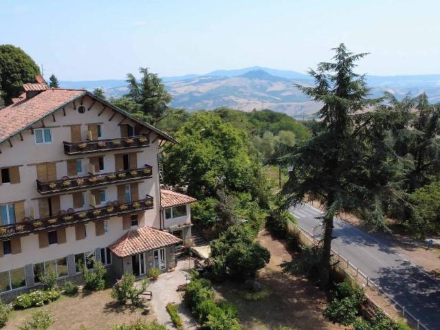 Palazzo in vendita a Abbadia San Salvatore, Toscana