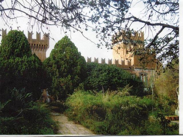 Palazzo in vendita a Aci Bonaccorsi, Sicilia