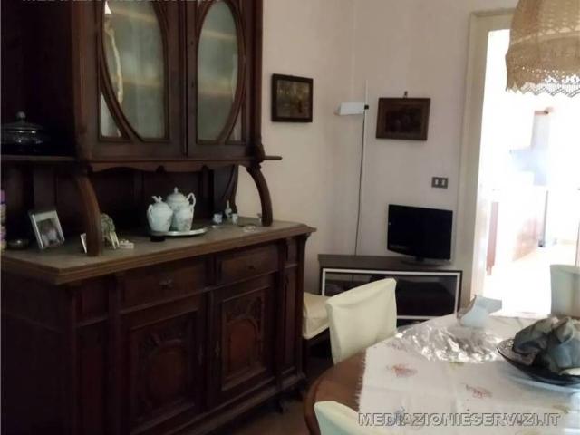 Palazzo in vendita a Santa Maria la Scala, Acireale