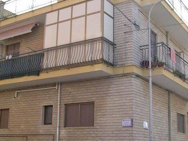 Palazzo in vendita a Puglia, Bari