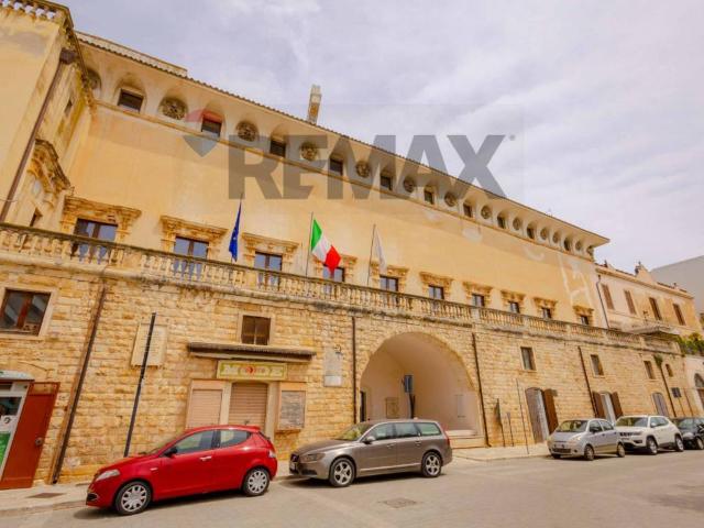 Palazzo in vendita a Puglia, Bari
