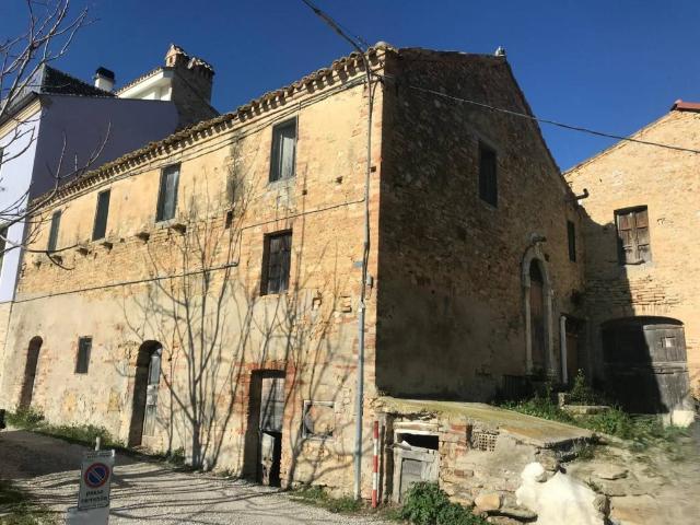 Palazzo in vendita a Marche, Ascoli Piceno