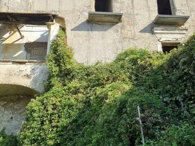 Palazzo in vendita a Afragola, Campania