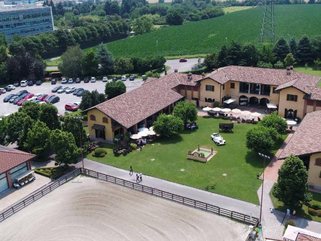 Palazzo in vendita a Agrate Brianza, Lombardia