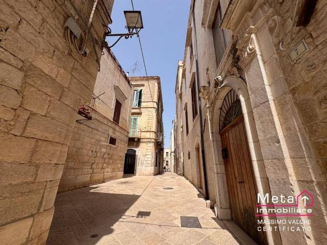 Palazzo in vendita a Puglia, Bari