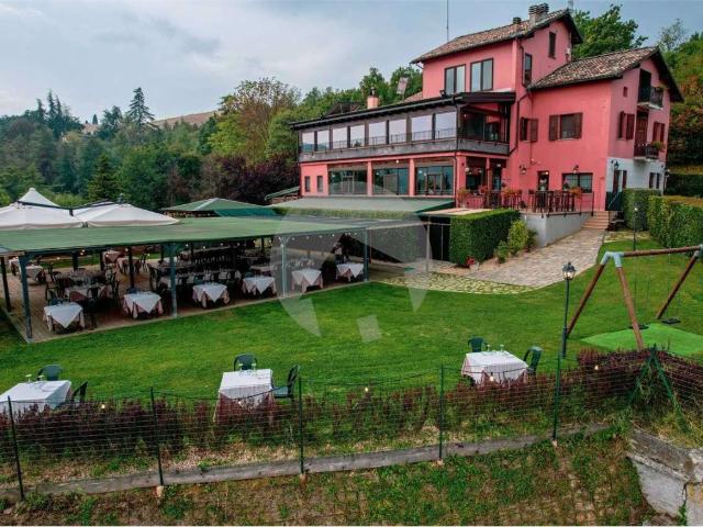 Palazzo in vendita a Colline Matildiche, Re