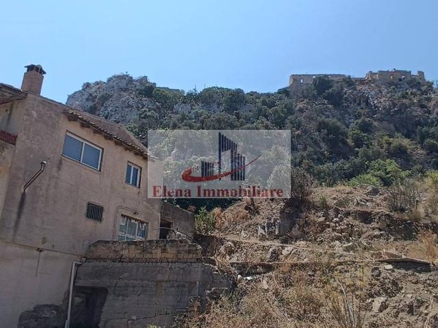 Palazzo in vendita a Alcamo, Sicilia