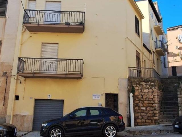 Palazzo in vendita a Alcamo, Sicilia