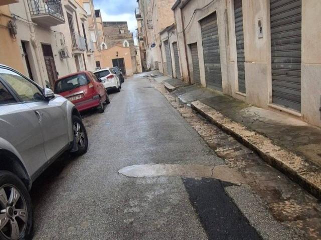 Palazzo in vendita a Alcamo, Sicilia