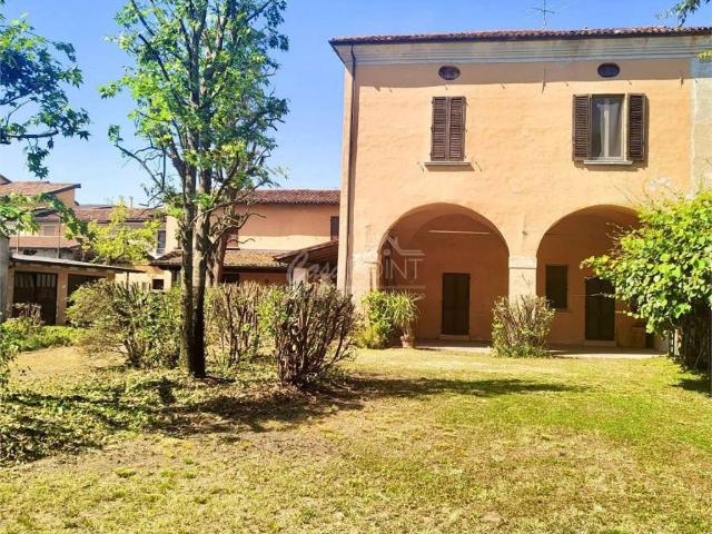 Palazzo in vendita a Alfianello, Lombardia