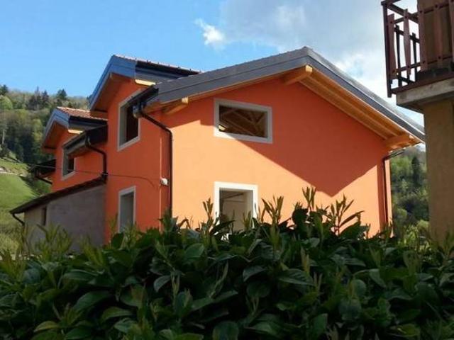 Palazzo in vendita a Comunità Montana della Valle Brembana, Algua
