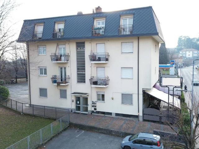 Palazzo in vendita a Almenno San Salvatore, Lombardia
