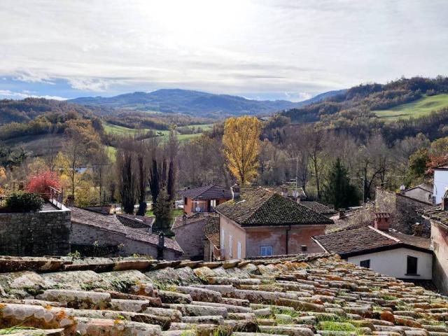 Palazzo in vendita a Alta Val Tidone, Nibbiano