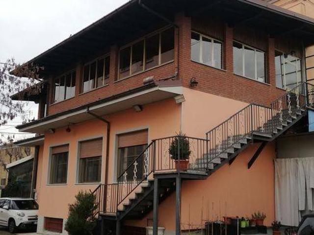 Palazzo in vendita a Alta Val Tidone, Trevozzo