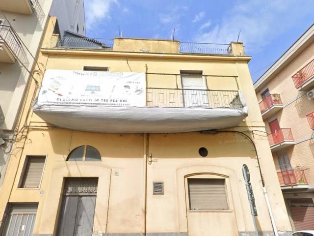 Palazzo in vendita a Puglia, Bari