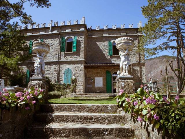 Palazzo in vendita a Unione dell'Alto Reno, Granaglione