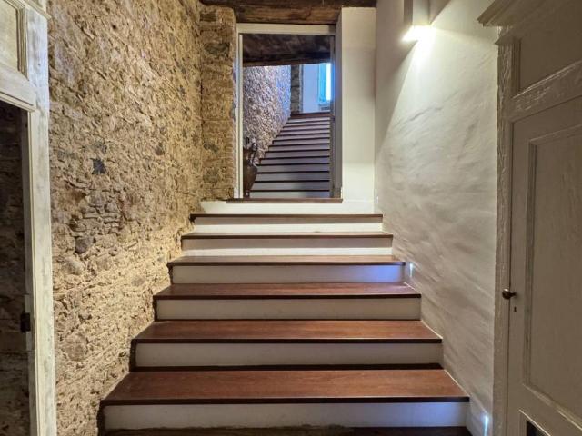 Palazzo in vendita a Calabria, Catanzaro
