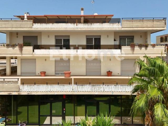 Palazzo in vendita a Andria, Barletta-andria-trani