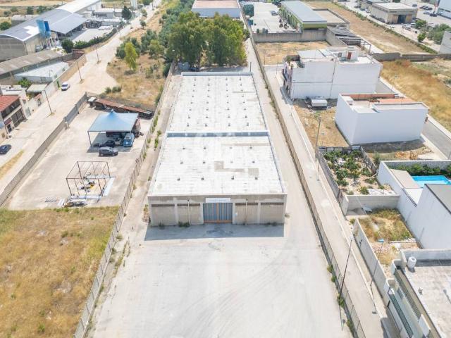 Palazzo in vendita a Puglia, Barletta-andria-trani