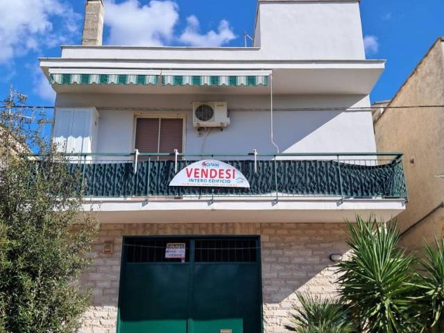 Palazzo in vendita a Andria, Barletta-andria-trani