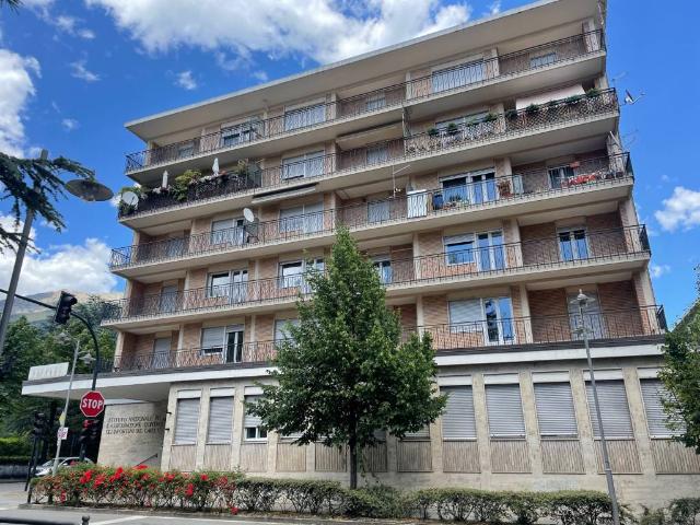 Palazzo in vendita a Porossan-La Combaz, Aosta