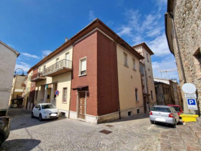 Palazzo in vendita a Marche, Macerata